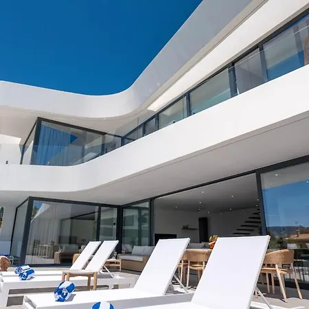 Vila Avanoa - Enchinent