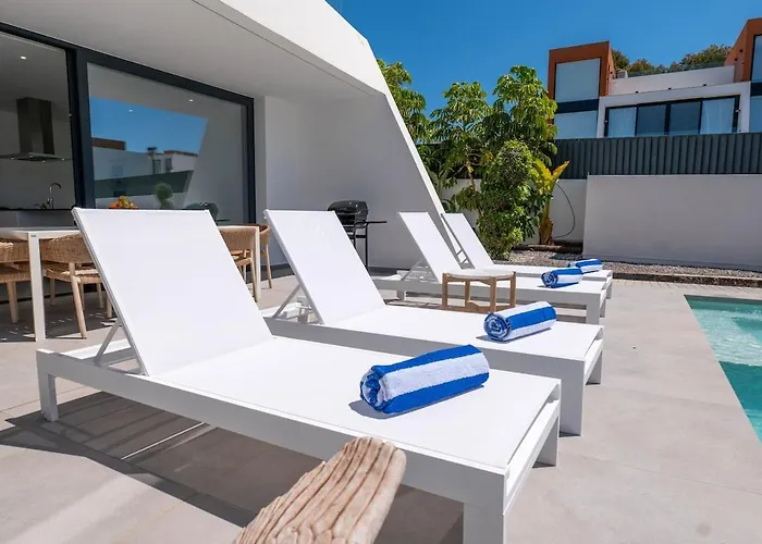 Avanoa - Enchinent * Κάλπε